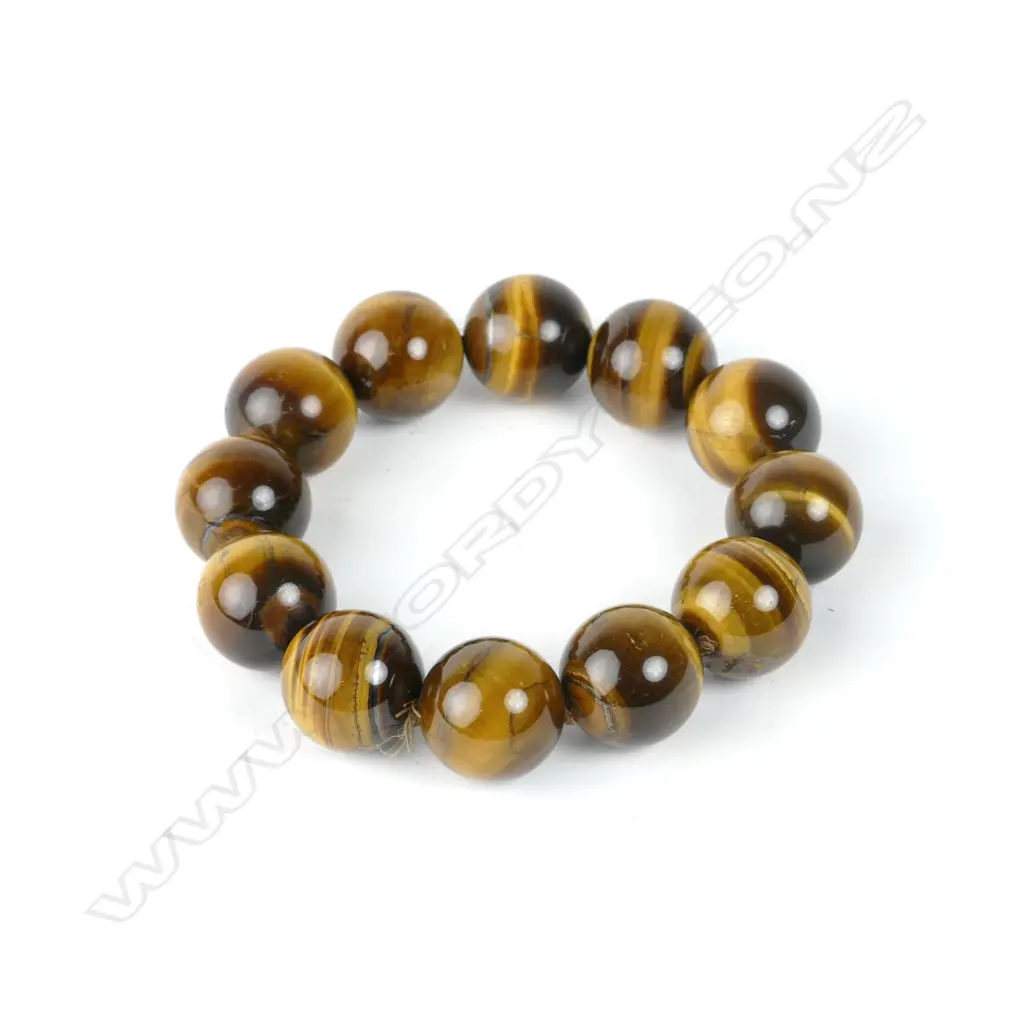 A tiger's eye mala bead bracelet Image 1++