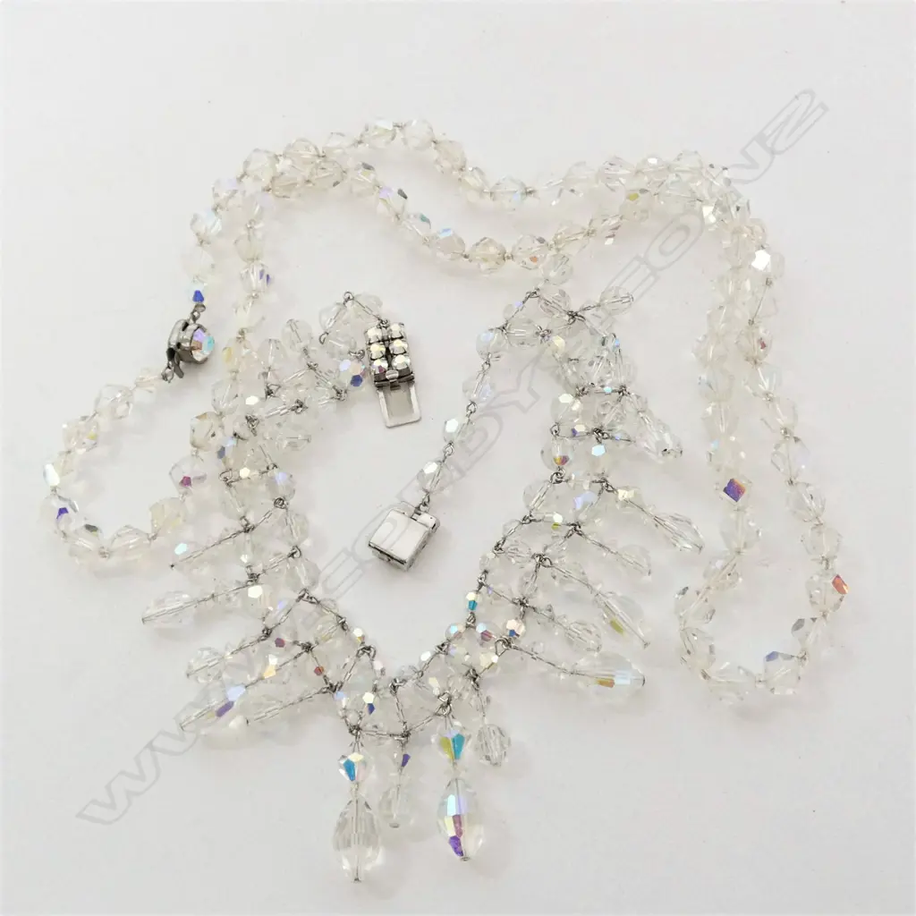 2 CRYSTAL NECKLACES Image 1++