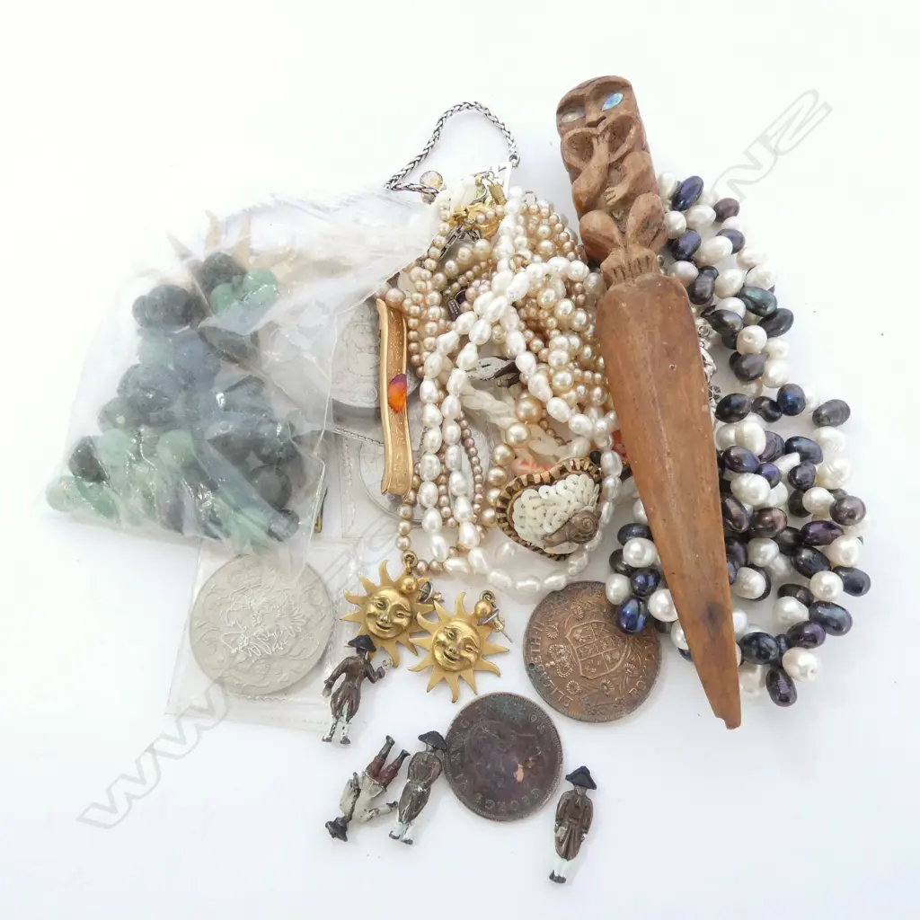 ASST. COSTUME JEWELLERY  Image 1++