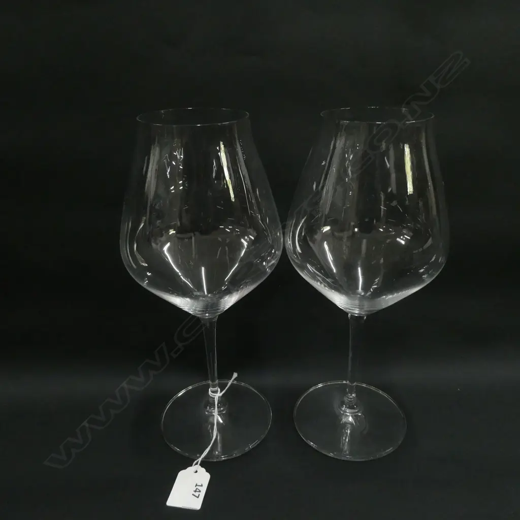 TWO RIEDEL CRYSTAL PINOT NOIR WINE GLASSES H 260 MM Image 1++