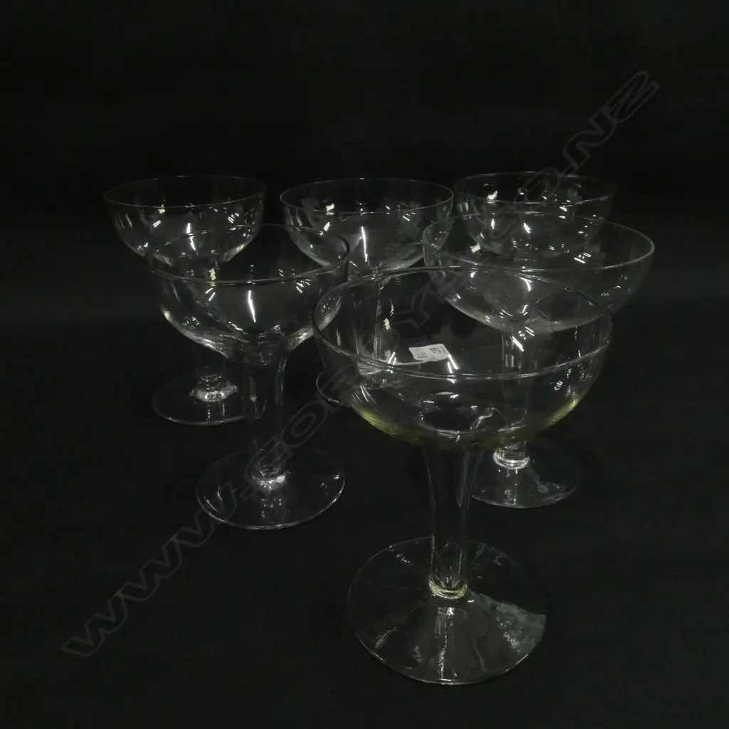 6 ASST HOLLOWSTEM CHAMPAGNE GLASSES Image 1++