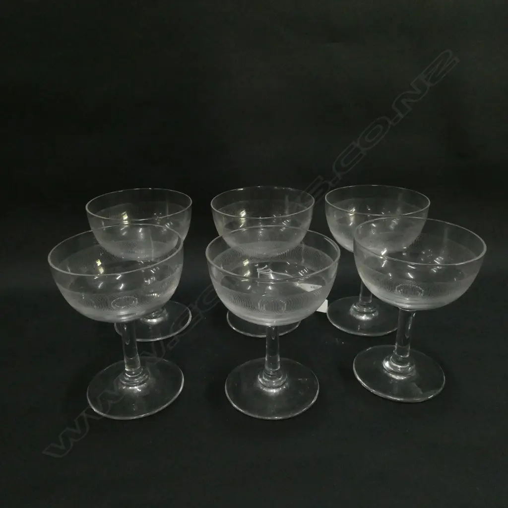 SET 6 VINTAGE CHAMPAGNE GLASSES MARIE ANTOINETTE STYLE Image 1++
