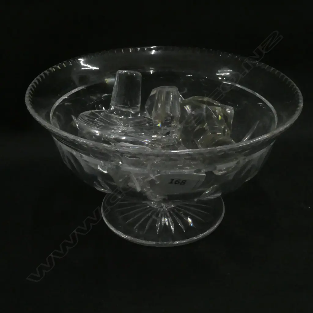 FOOTED CRYSTAL BOWL + 5 DECANTER STOPPERS  Image 1++