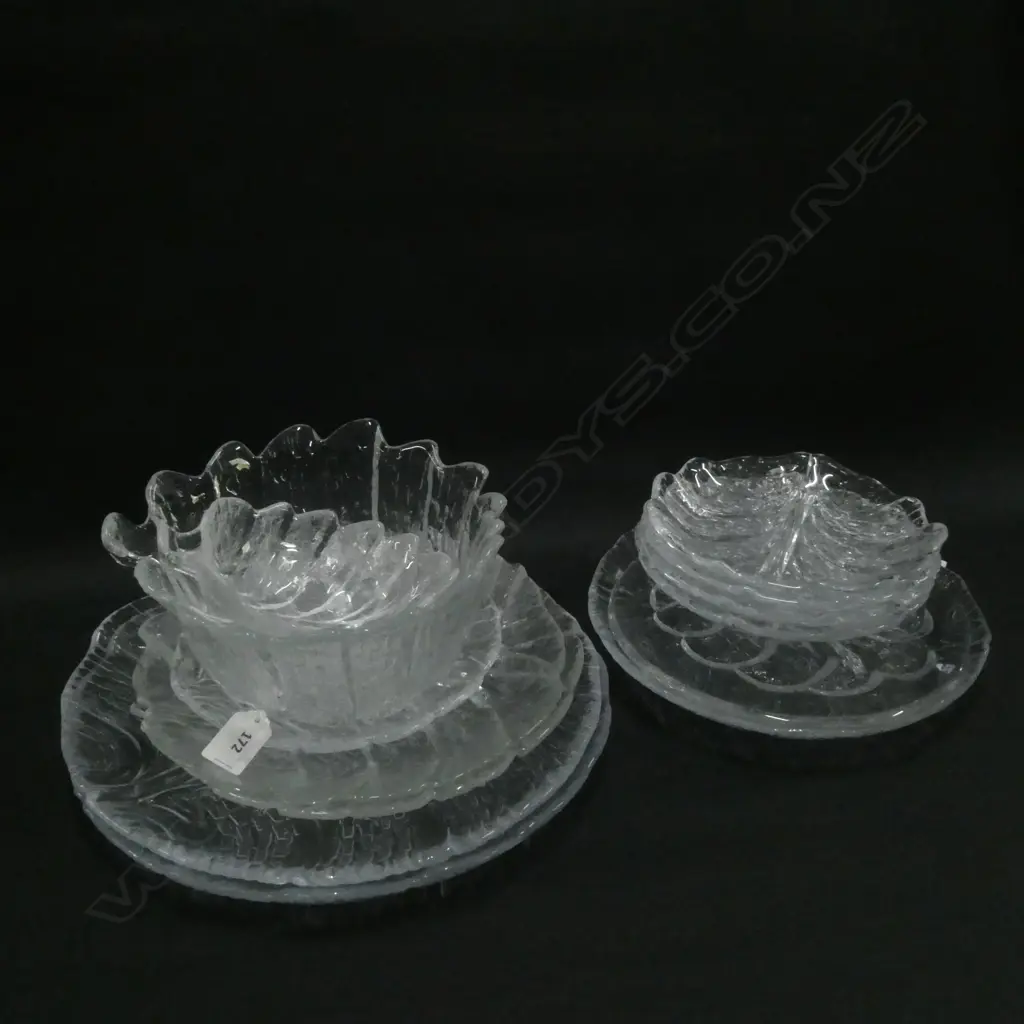 13 GLASS DISHES; 6 WITH ORREFORS SWEDEN STICKER Image 1++