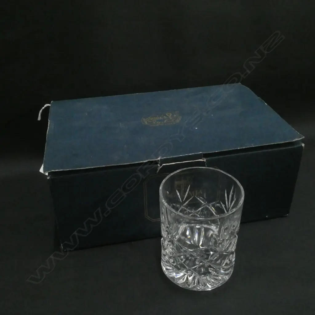 6 BOHEMIA CRYSTAL WHISKEY TUMBLERS IN BOX  Image 1++