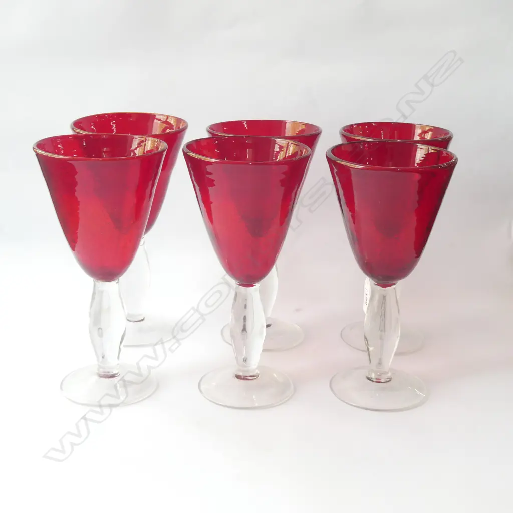 6 RUBY GLASS STEMMED WINE GLASSES - CLEAR GLASS STEM - H. 200MM Image 1++