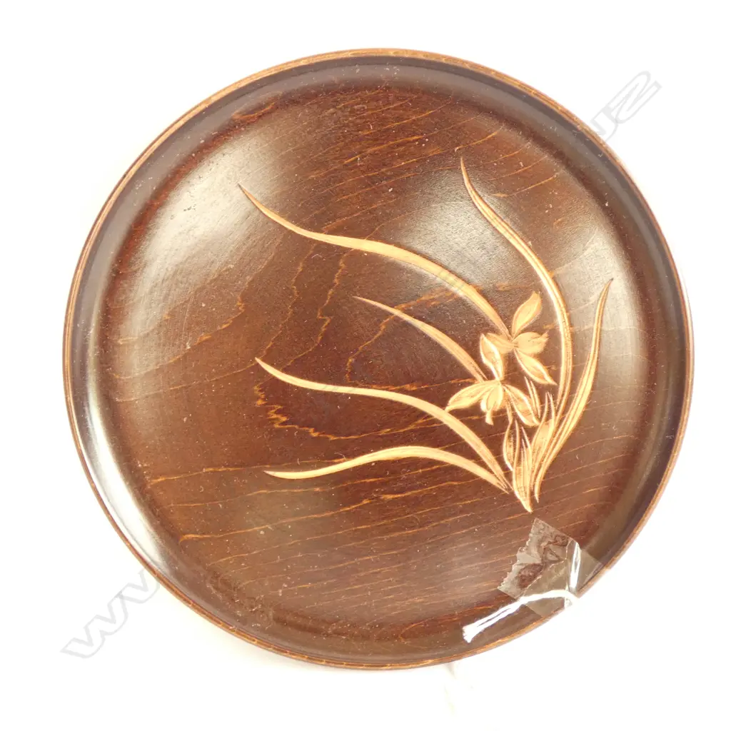 JAPANESE WOODEN TRAY - CARVED PLANT DESIGN - DIA. 180MM  Image 1++
