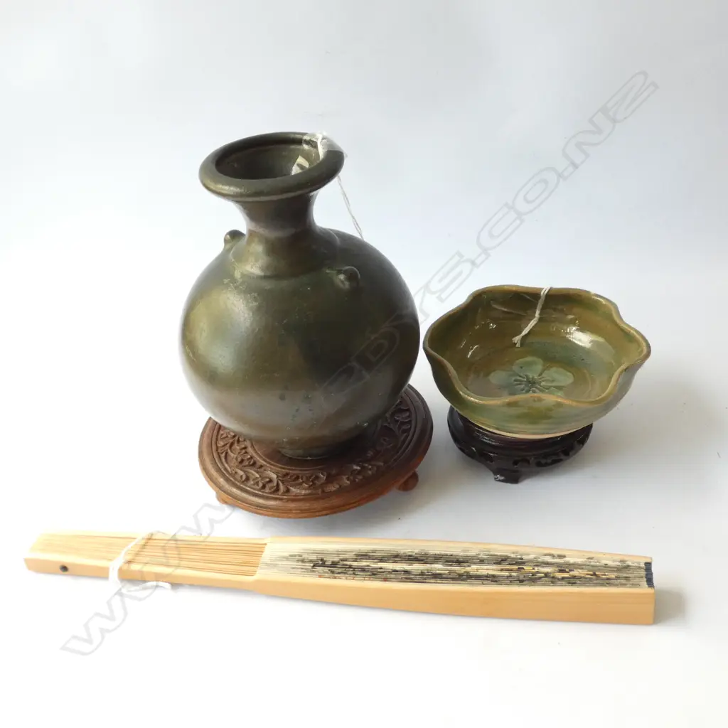 CHINESE TANG STYLE CELADON BRUSH WASHER ON STAND PLUS BRONZE GLAZE VASE ON STAND + FAN Image 1++