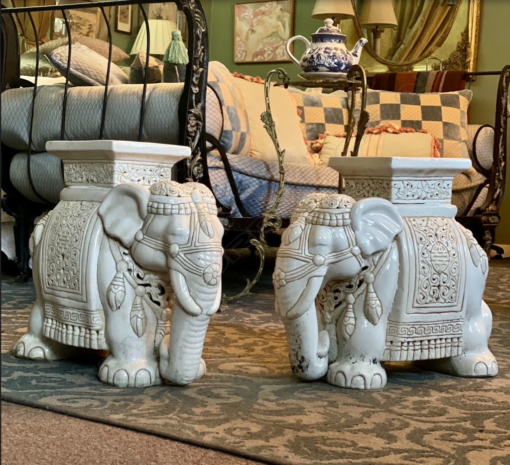 PAIR VINTAGE PORCELAIN STOOL WHITE  ELEPHANT  Image 1++