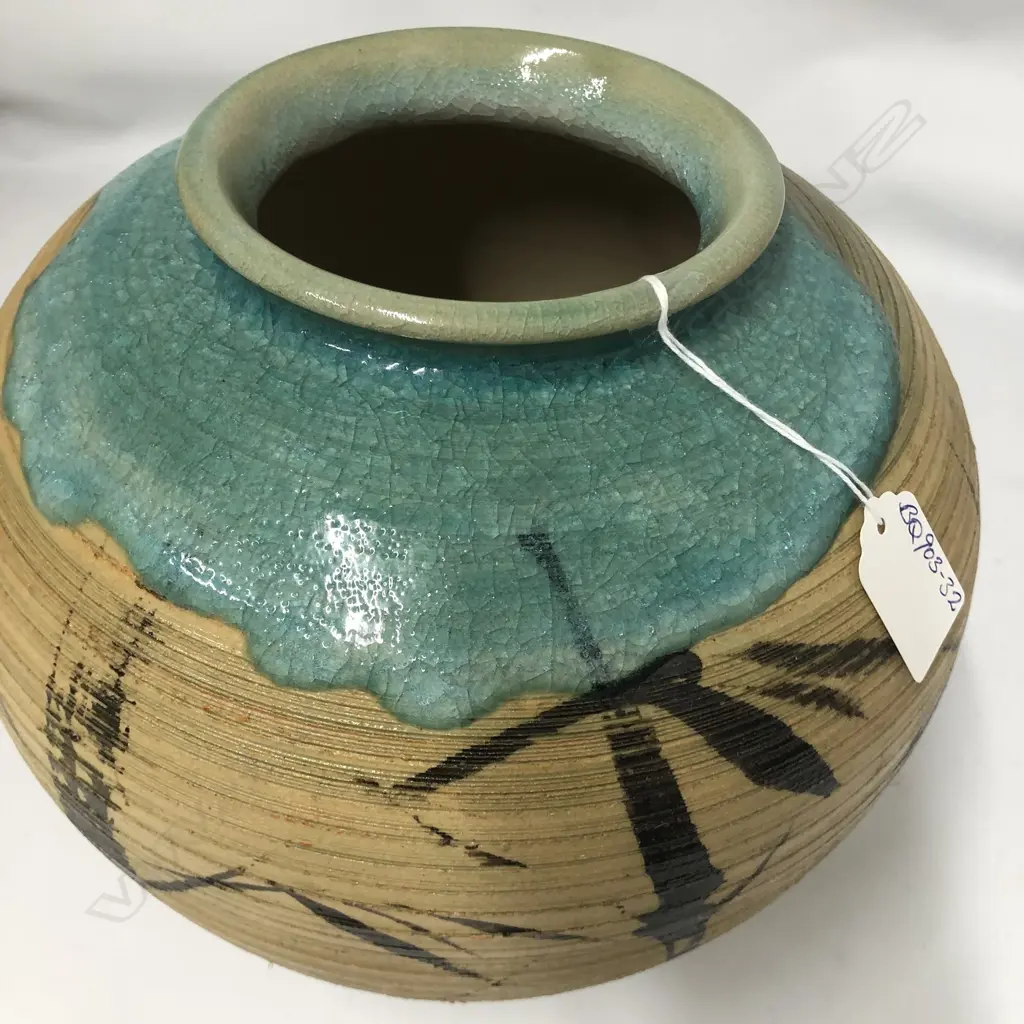 JAPANESE OVOID VASE BLUE GLAZE RIM BAMBOO Image 1++
