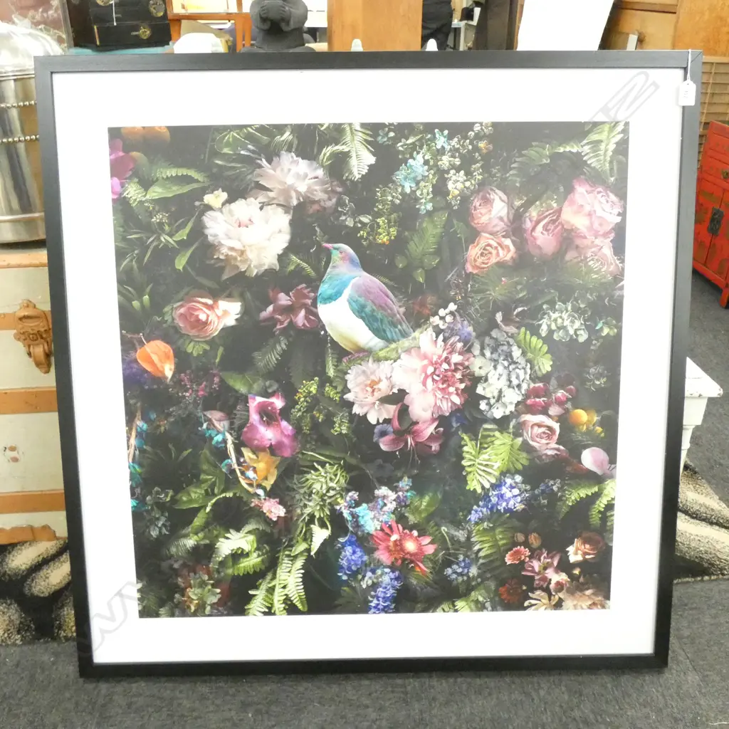 FRAMED KERURU IN FLOWERS MINOR SCATCHES 795MM SQ Image 1++