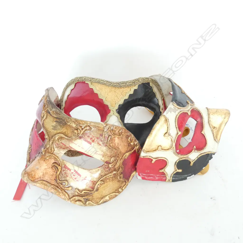 2 VENETIAN MASKS MAN & BLUE LADY H. 240MM Image 1++