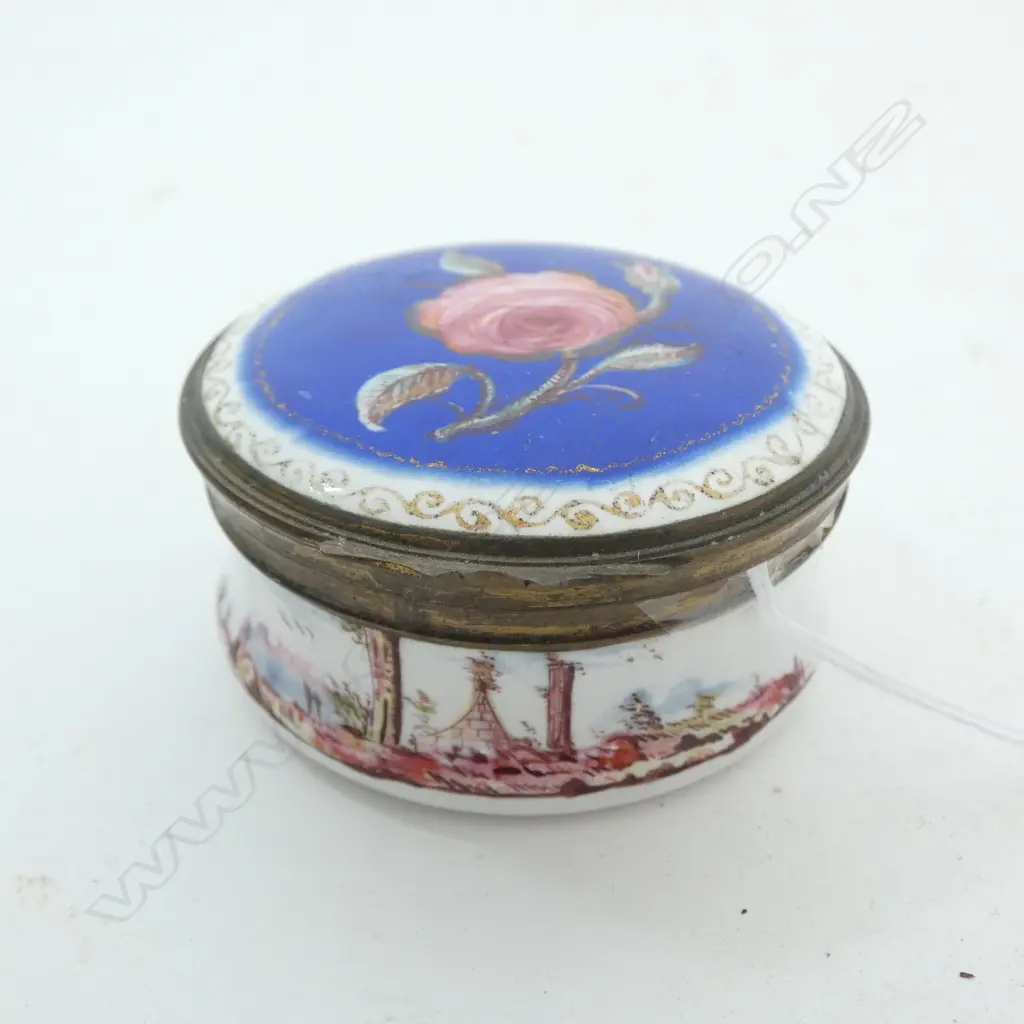 19thC ENAMELLED BILSTON TYPE ENAMELLED BOX A.F Image 1++