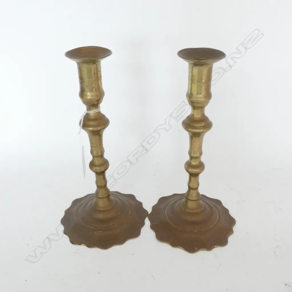 PR ANTIQUE BRASS COLUMN CANDLESTICKS H,200mm Image 1++