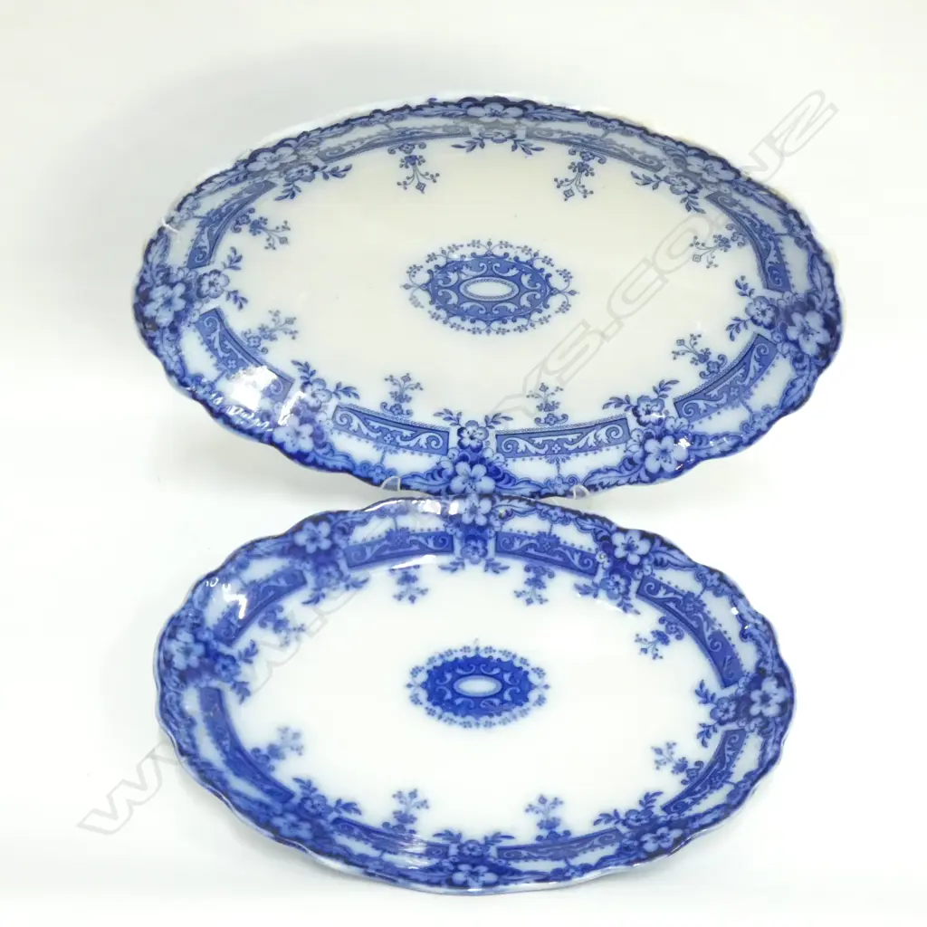 PR LG  RICHMOND BURSLEM BLUE & WHITE TRANSFER WARE PLATTERS / ASHETS Image 1++