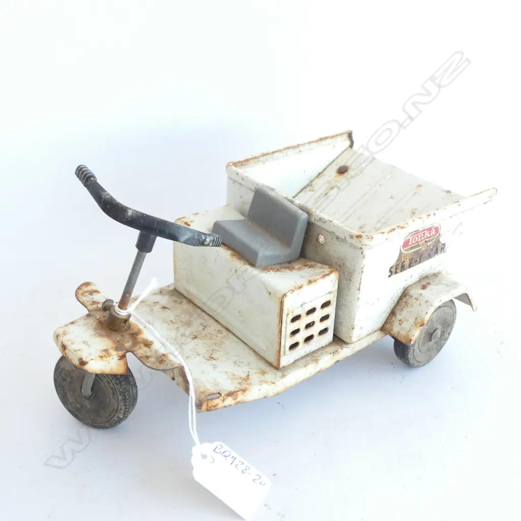 VINTAGE NZ MADE TONKA SERVICE CAR 240mm  Image 1++