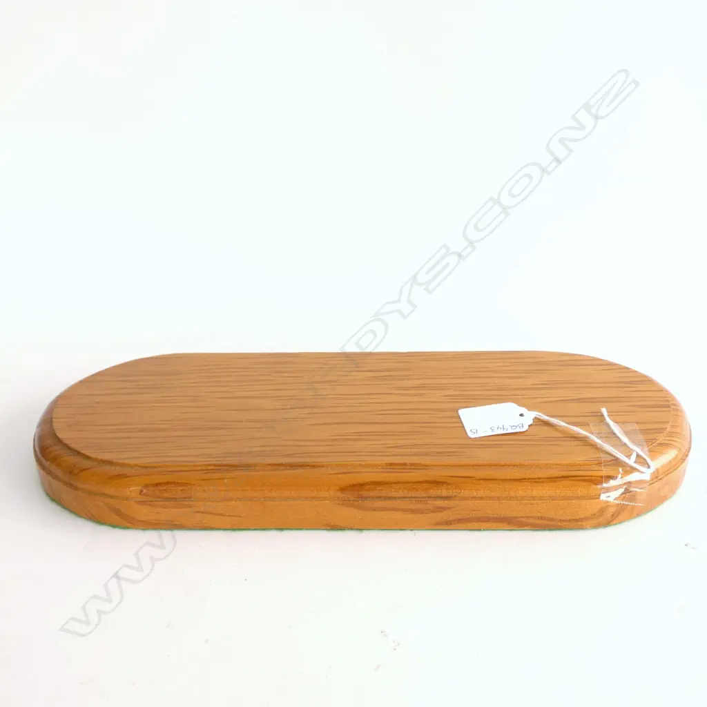 MOTTLED KAURI WOOD PLINTH  340 X 230MM Image 1++