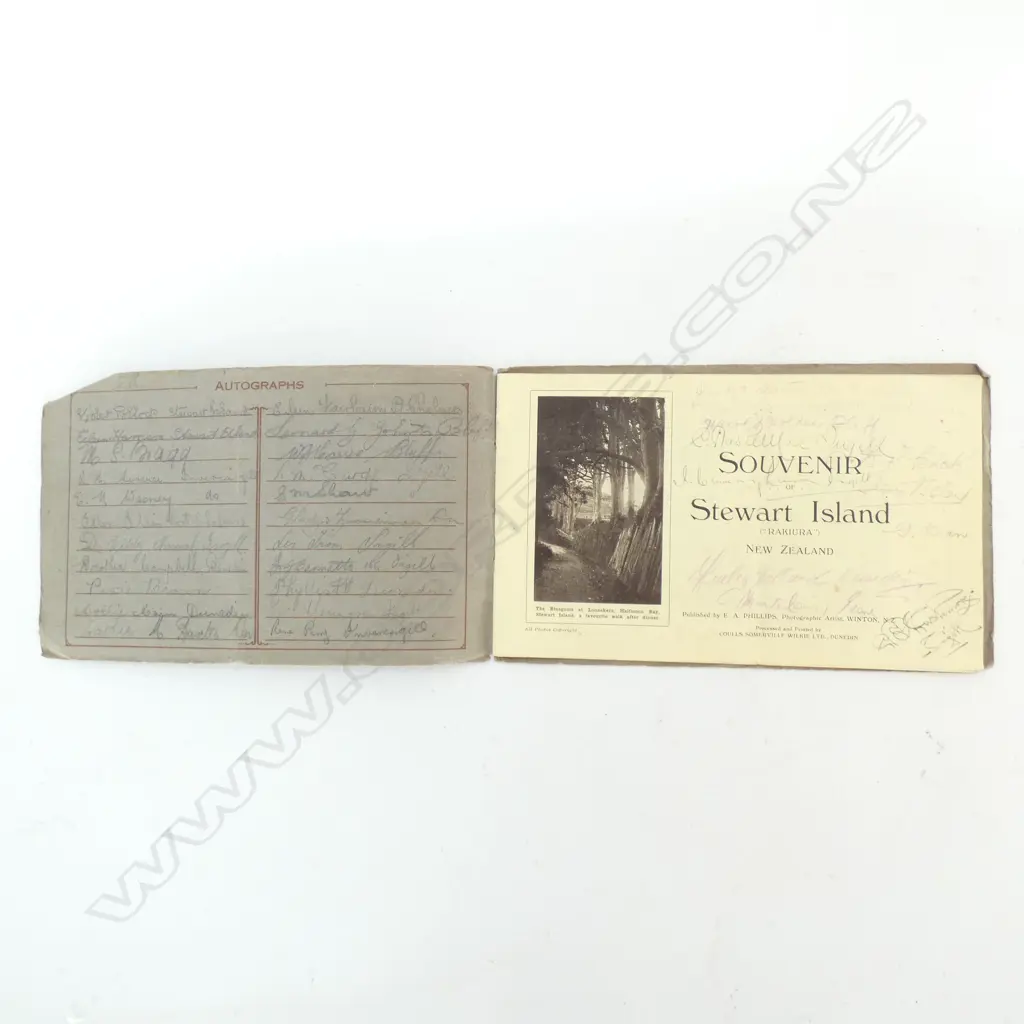 SOUVENIR BOOK, STEWART ISLAND, NZ, 24 PHOTOGRAPHS Image 1++