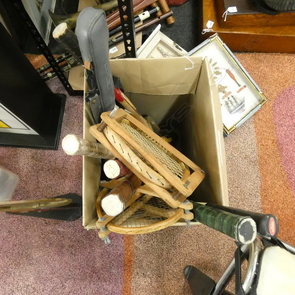 BOX LOT OF ASSORTED VINTAGE TENNIS RACKETS Image 1++