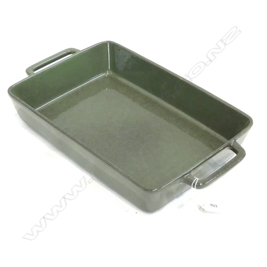 GREEN STONEWARE BAKING TRAY   Image 1++