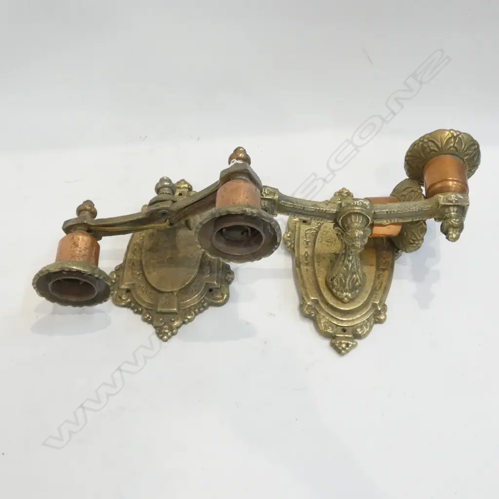PR COPPER & BRASS WALL LIGHTS  Image 1++