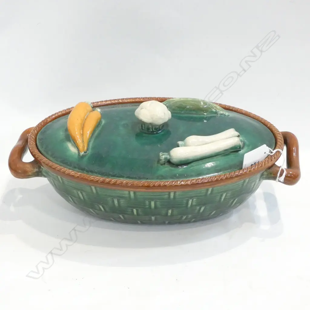VINTAGE BELGIAN MAJOLICA TUREEN L. 320MM Image 1++