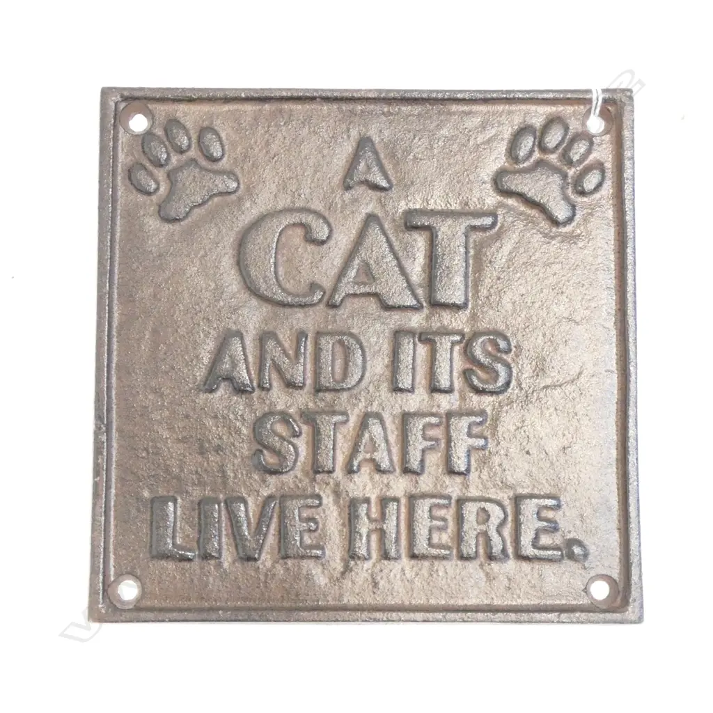 METAL CAT LOVERS WALL TILE 'A CAT & ITS STAFF LIVE HERE' - W 185MM Image 1++