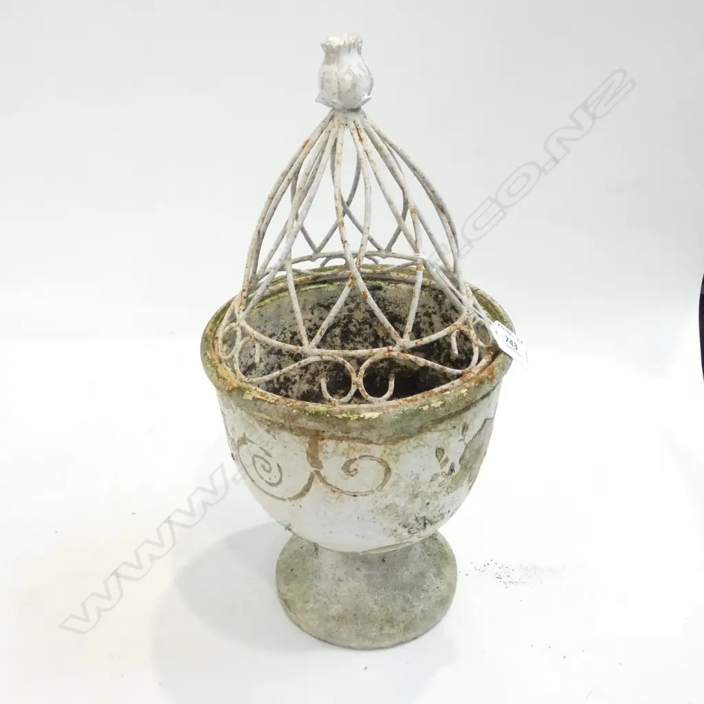 VINTAGE WHITE GLAZE TERRACOTTA PLANT POT  Image 1++