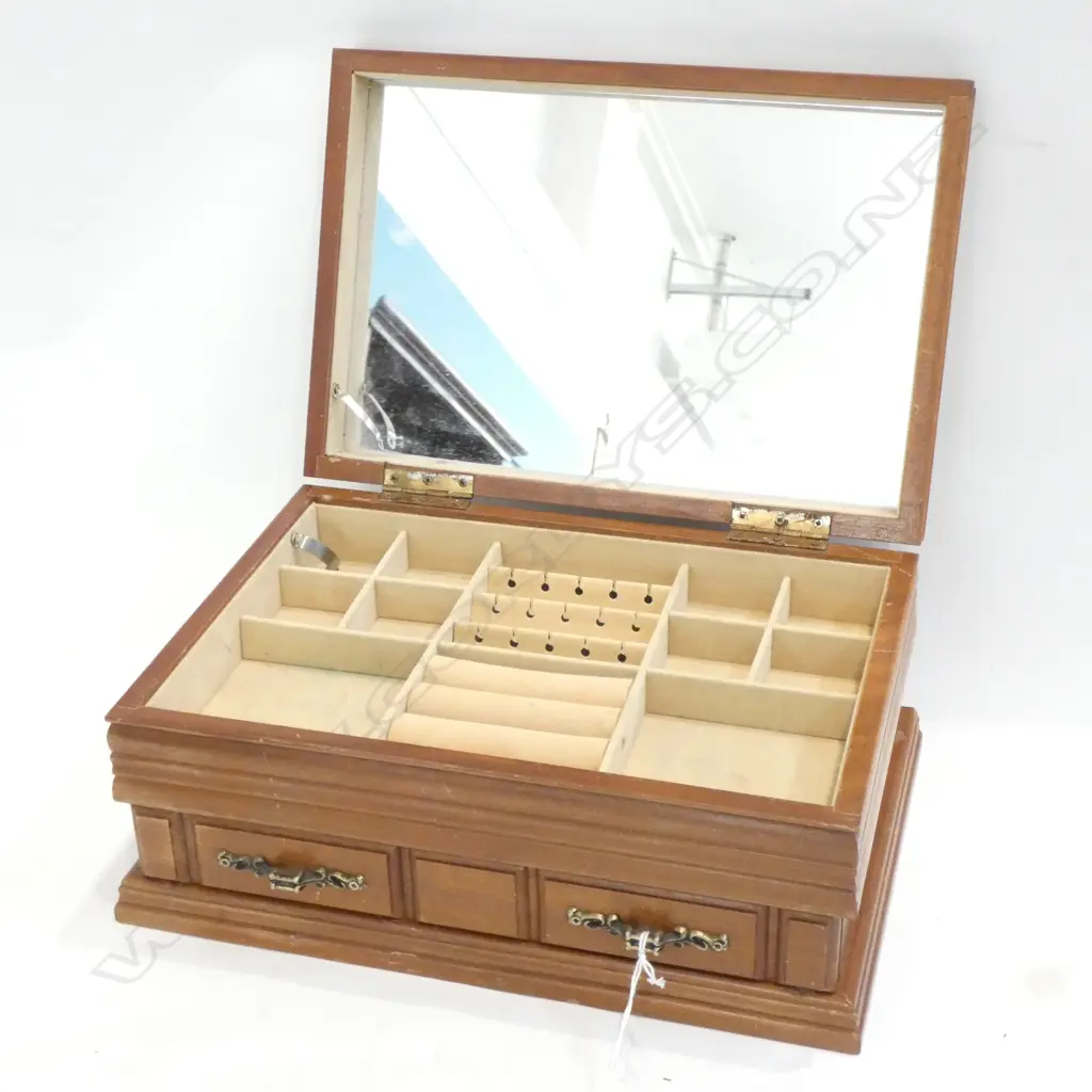 WOODEN MUSICAL JEWELLERY BOX 300 MM Image 1++