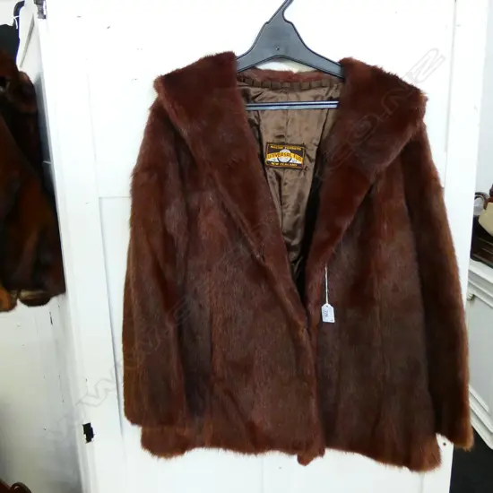 FUR COAT