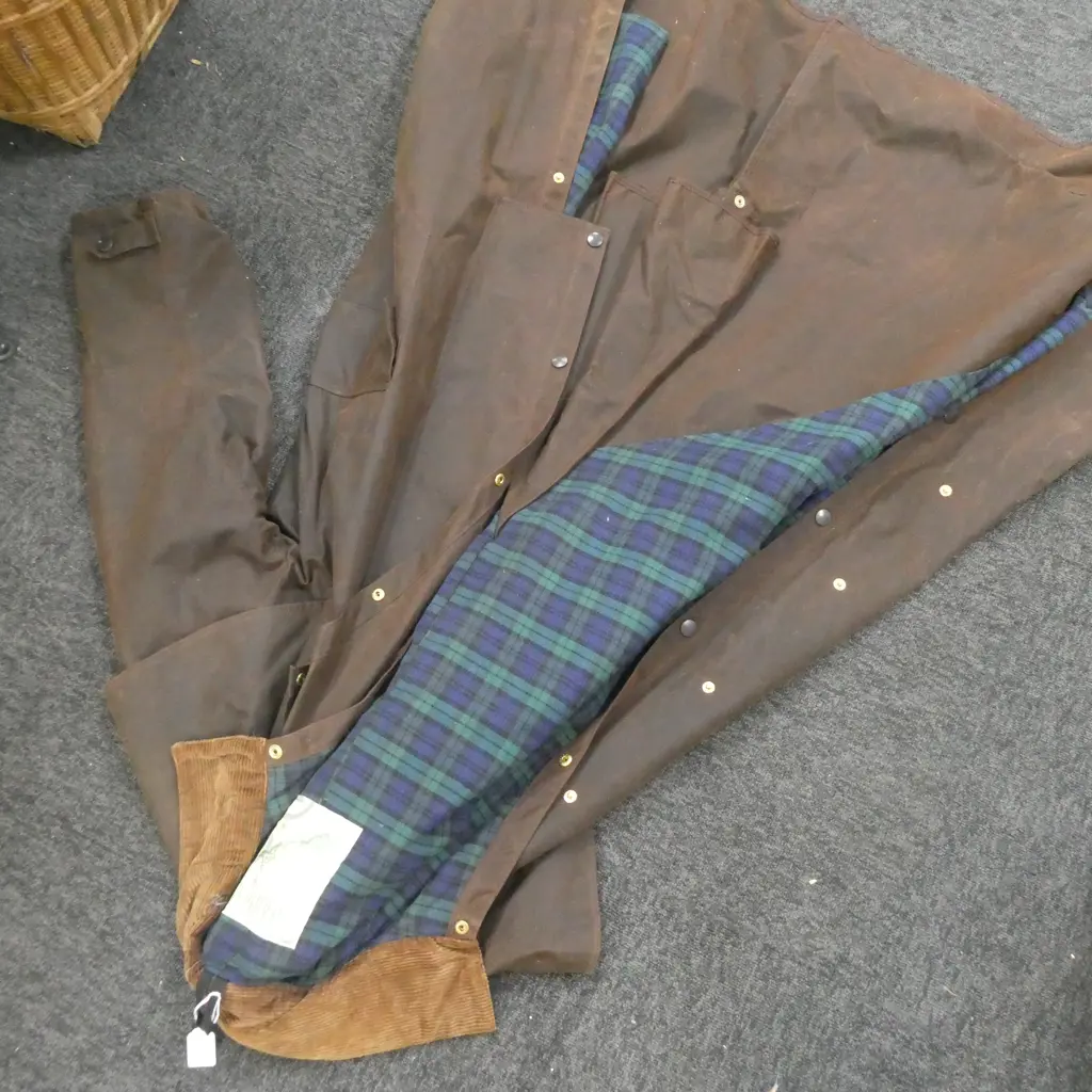 OIL SKIN COAT Image 1++