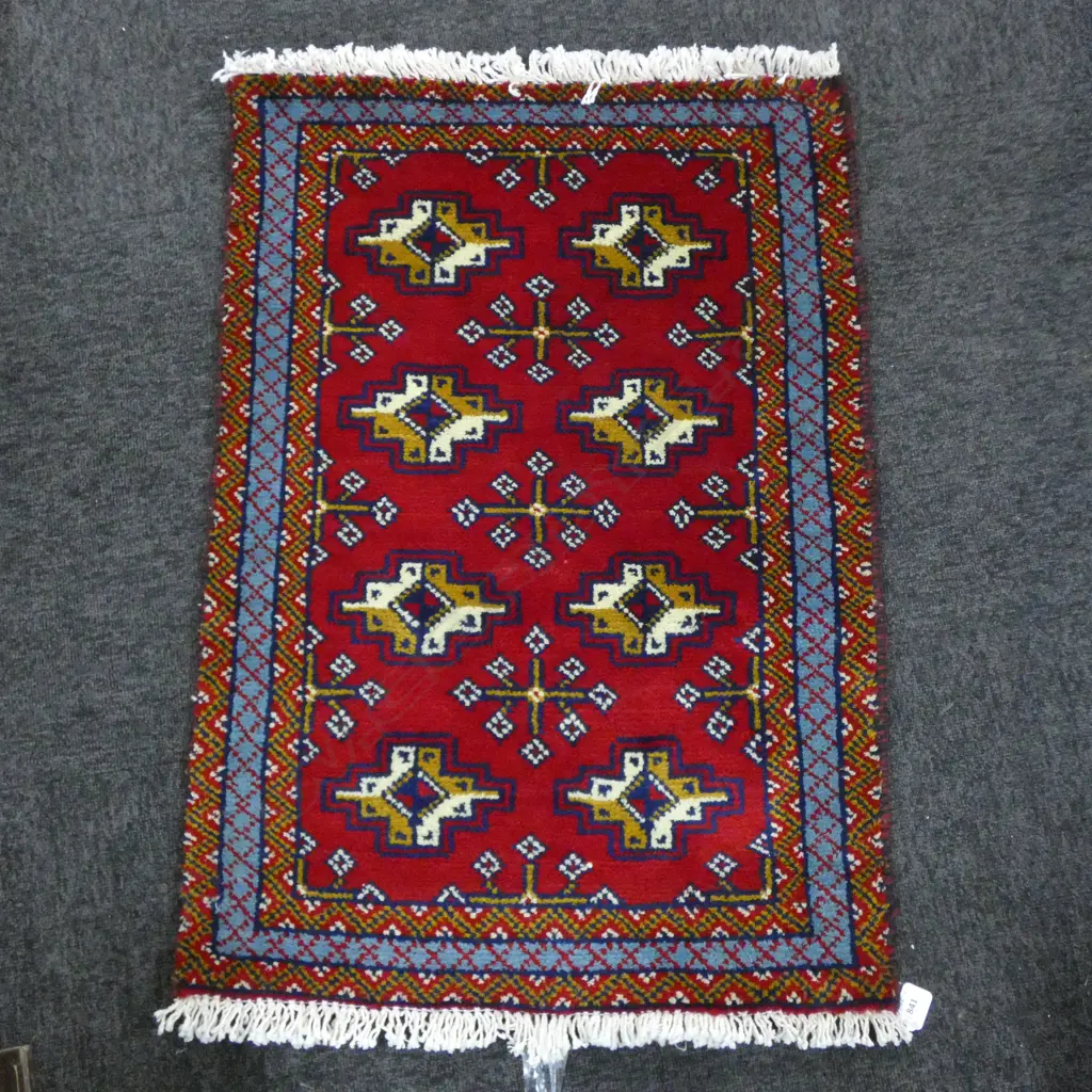 (49G) PERSIAN H/KNOTTED TORKAMAN RUG 820 x 520 mm Image 1++