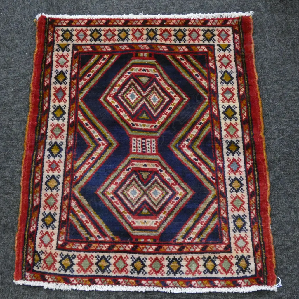 (65A) PERSIAN H/KNOTTED TORKAMAN RUG 800 x 670 mm Image 1++