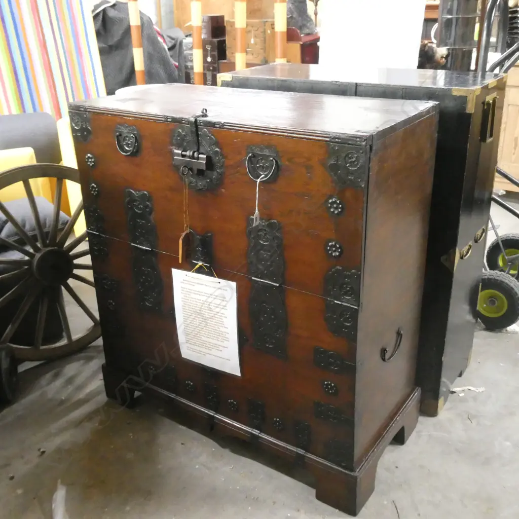 BANDAJI KOREAN BLANKET CHEST CA. 1930  CEDAR WOOD WITH IRON FITTINGS 960 X 450 X 1035MM Image 1++