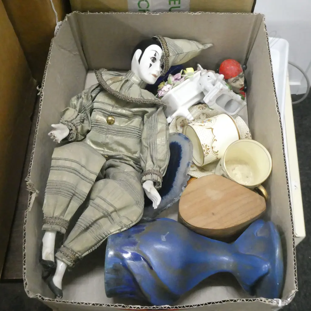 SMALL BOX COLLECTABLES  Image 1++