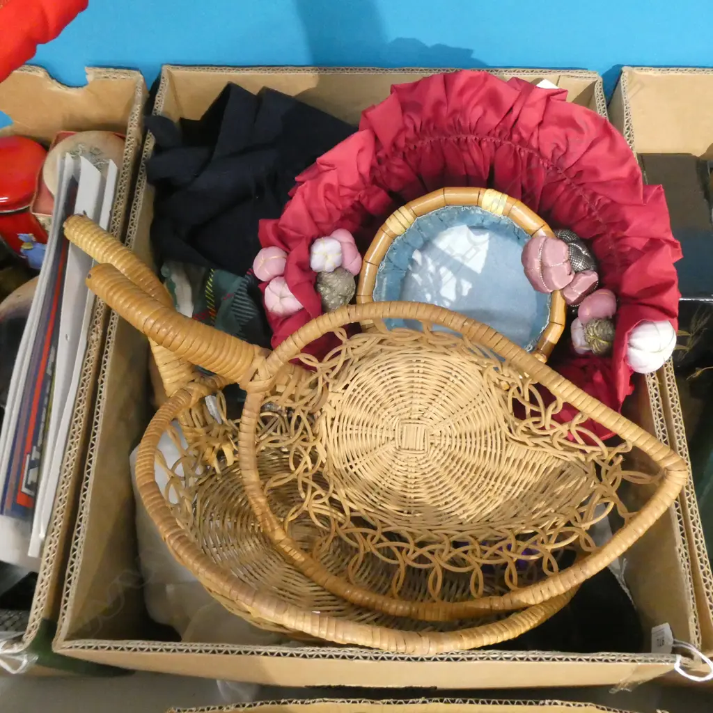 BOX ASSORTED OLD LINEN & BASKETS ETC.. Image 1++