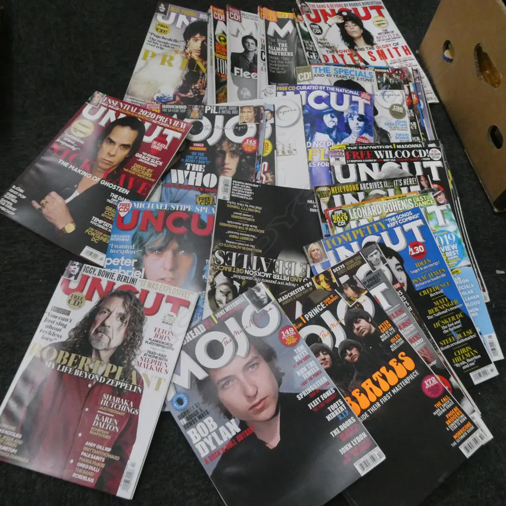 LOT ASST RECORDS NINA HAGEN /ELVIS C/CLASH ETC + MUSIC MAGS Image 1++