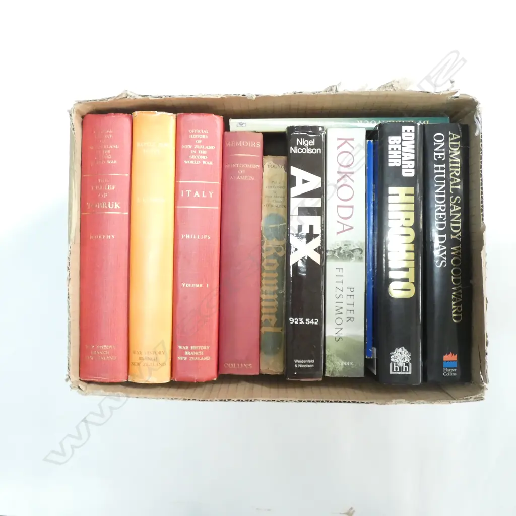 GOOD BOX LOT MILITARY BOOKS; NZ WAR HISTORIES / BIOGRAPHIES ETC. Image 1++