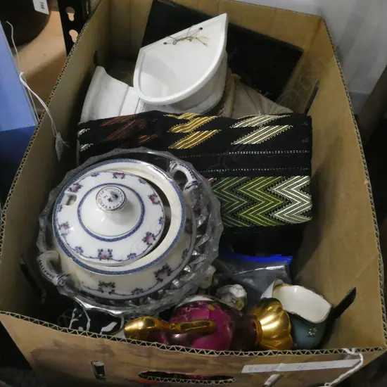 BOX LOT BRIC A BRAC