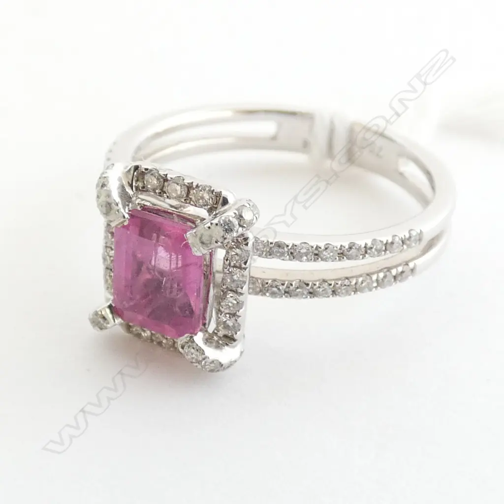 18CT WHITE GOLD RUBELITE AND DIAMOND RING Image 1++
