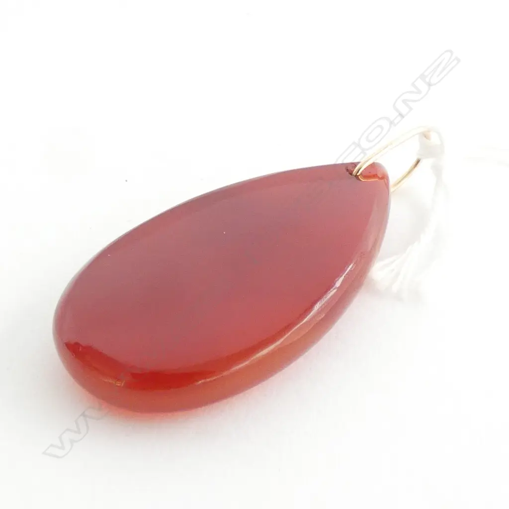 AGATE PENDANT WITH 9CT BALE Image 1++