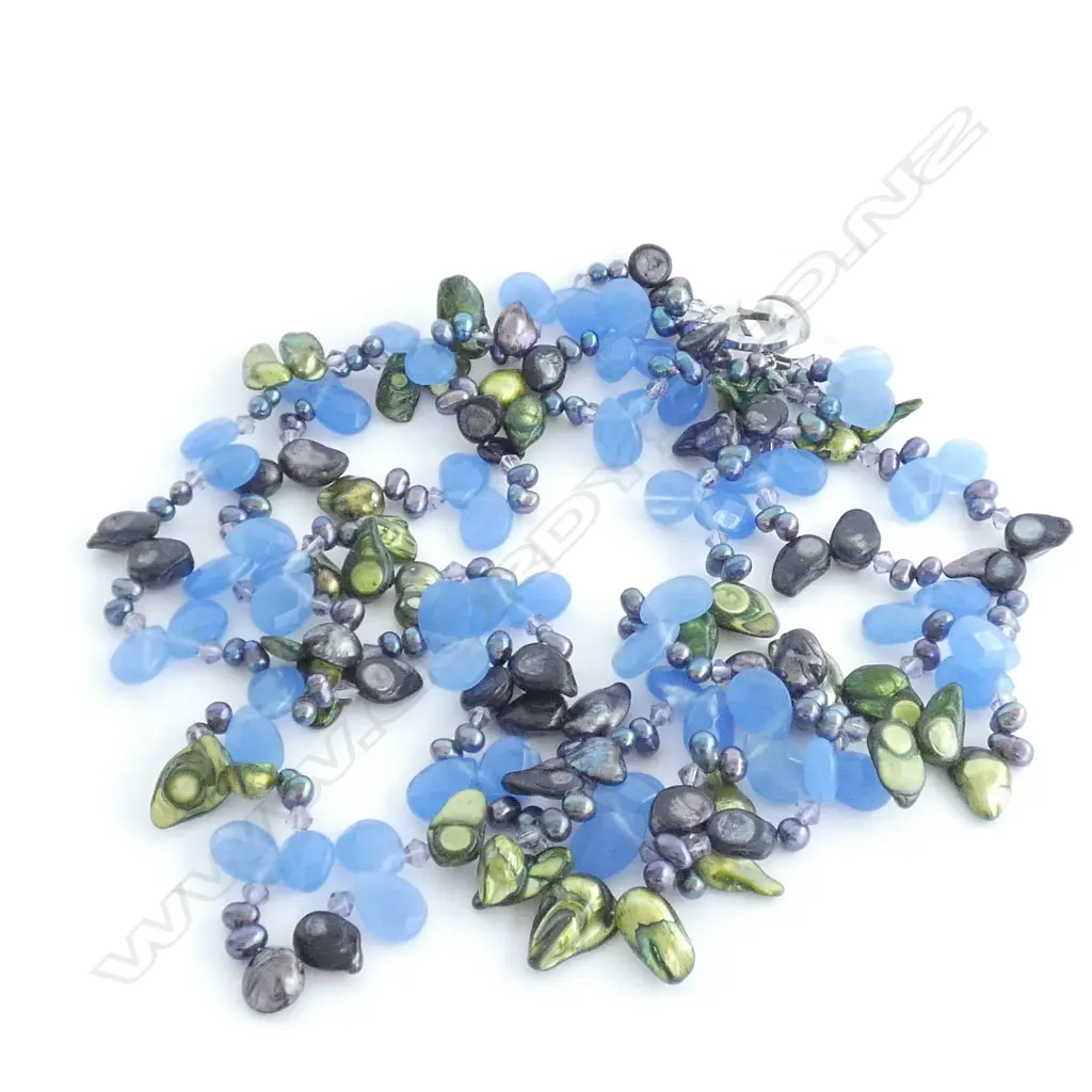 BLUE CHALCEDONY AND FRESHWATER PEARL NECKLACE Image 1++