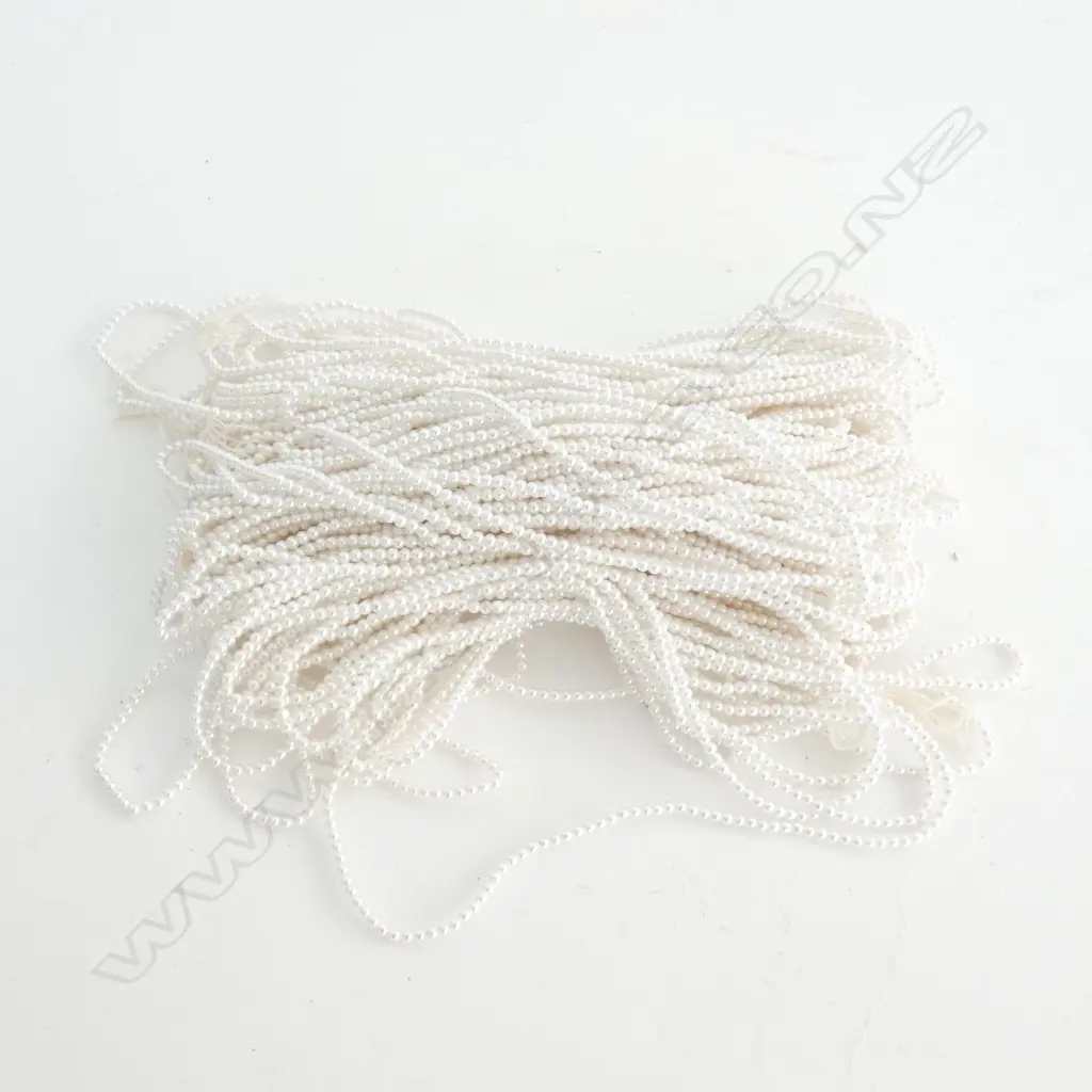 18 STRANDS VINTAGE GERMAN MEDIUM COSTUME PEARLS L. 1520MM  Image 1++