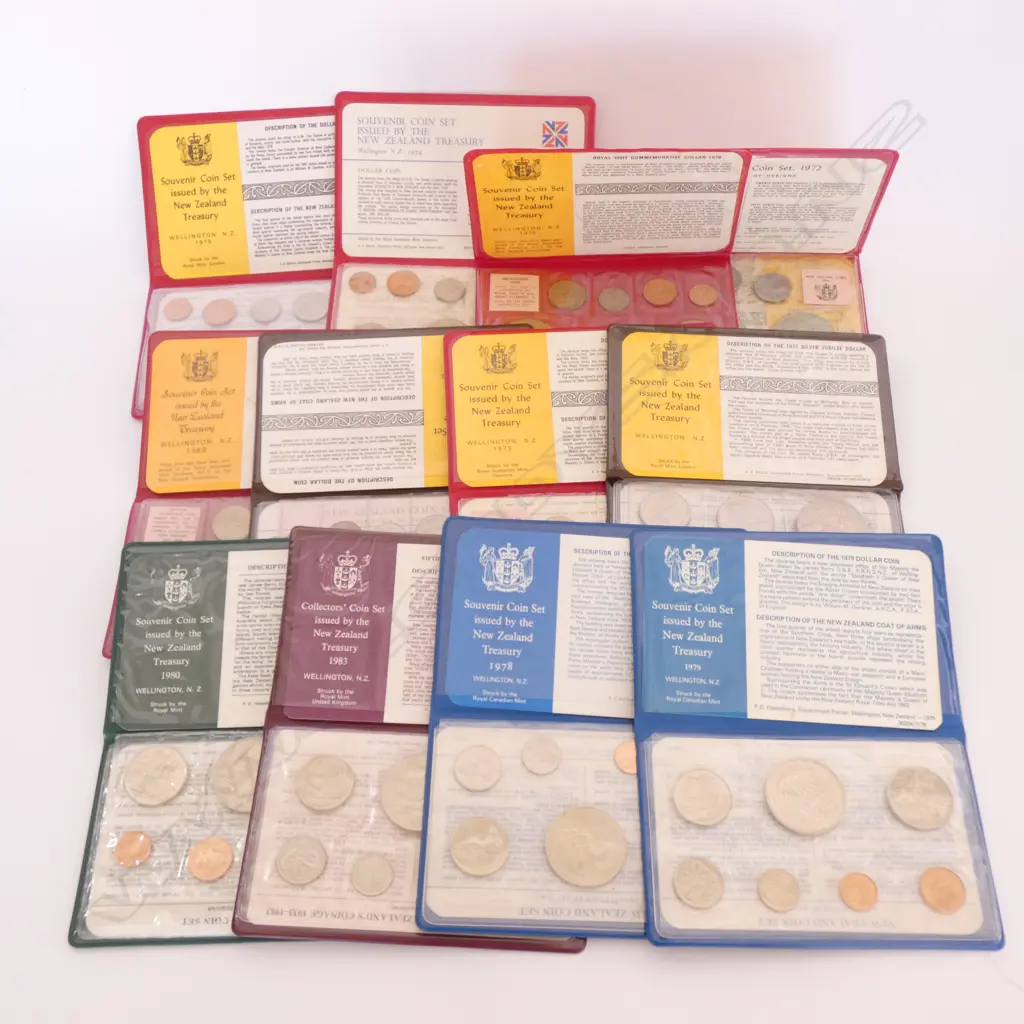 12 NZ COIN SETS IN PLASTIC SLEEVES Image 1++