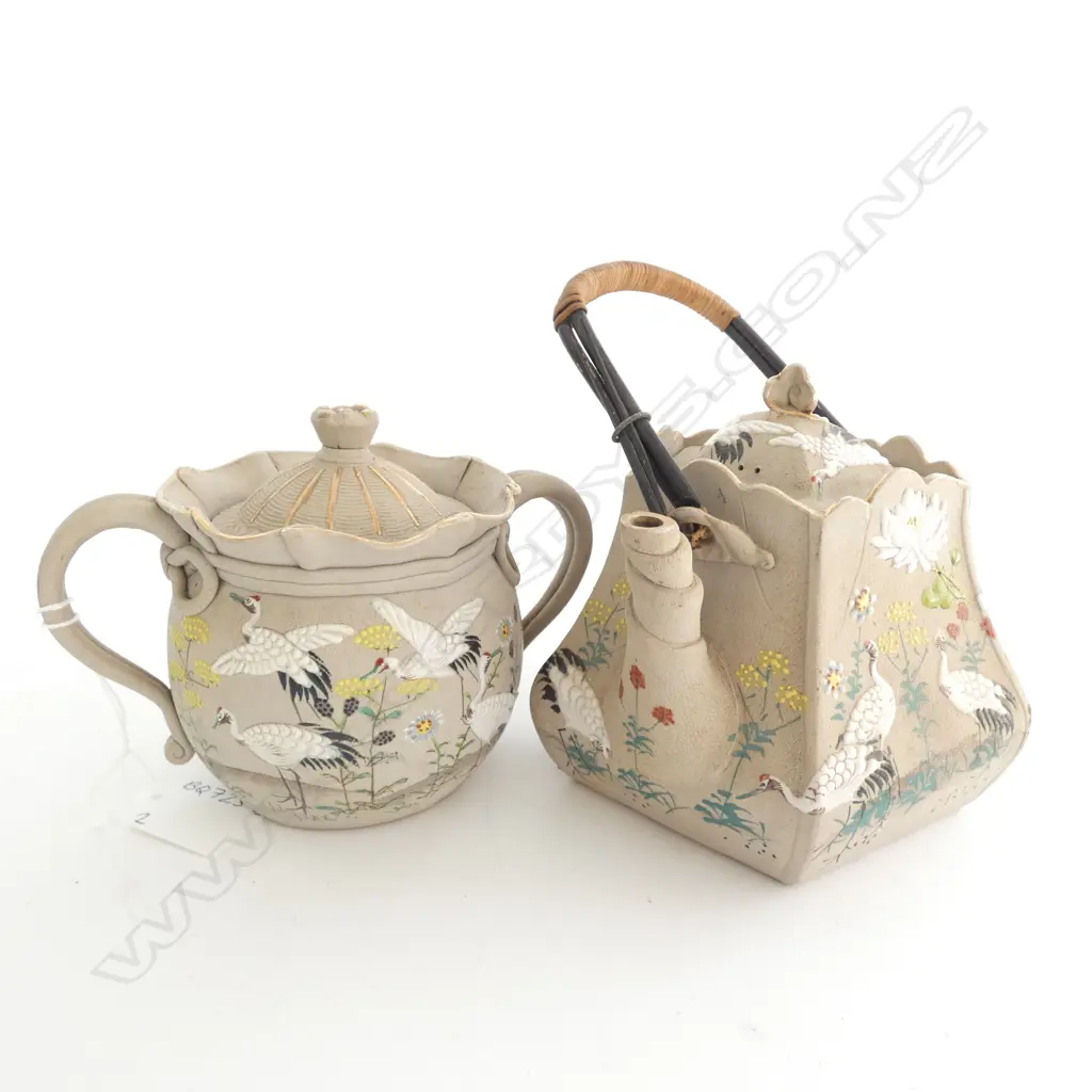 JAPANESE STUDIO POTTERY TEAPOT & LIDDED SUGAR BOWL -  MARKS TO BASE... Image 1++