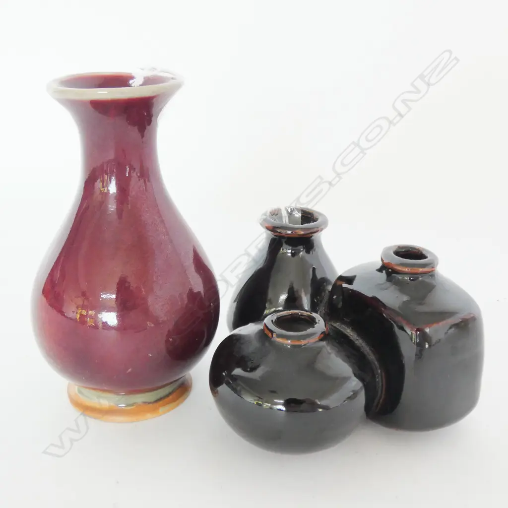 OLD CHINESE SM OX BLOOD VASE (H.130MM) & TRIPLE BOTTLE (L.105 H. 70MM) Image 1++
