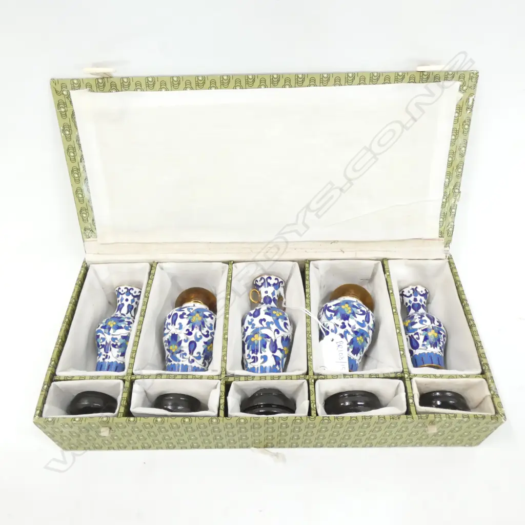 SET OF 5 CLOISONNE VASES ON STANDS, BOXED H.100MM Image 1++