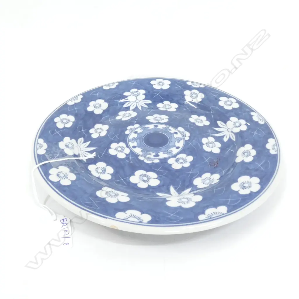ORIENTAL B/W PRUNUS PLATE 265MM DIA Image 1++