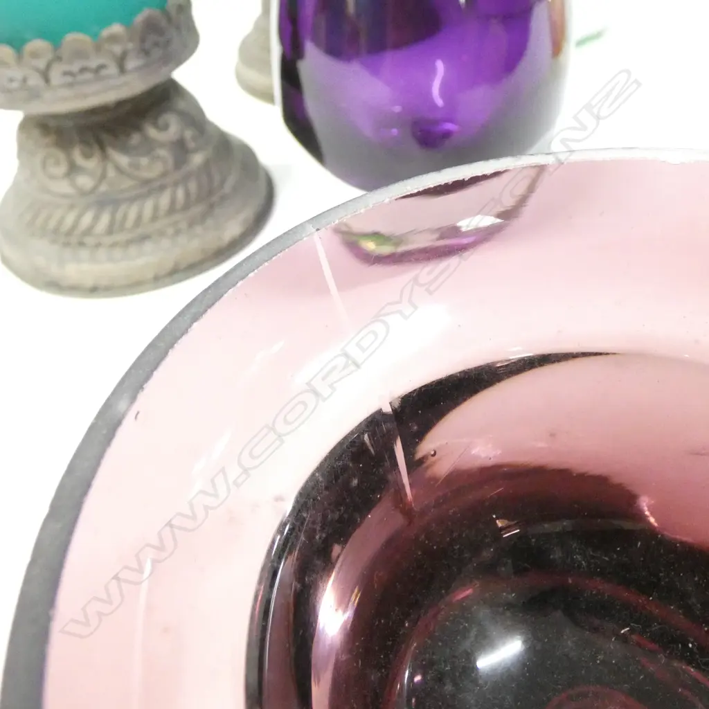 SM BOX COLOURED GLASS; VASES; DISHES; CANDLE HOLDERS  Image 1++