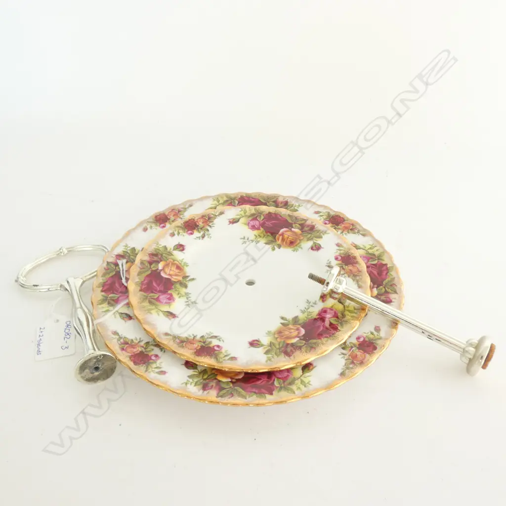ROYAL ALBERT OLD COUNTRY ROSES 2 TIER CAKE STAND; DIA 205 & 60MM Image 1++